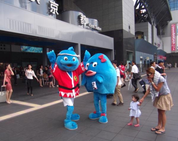 京都駅でプロモーション